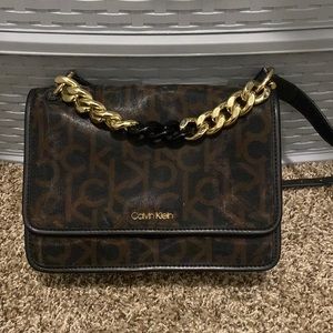 Calvin Klein Crossbody With Chain